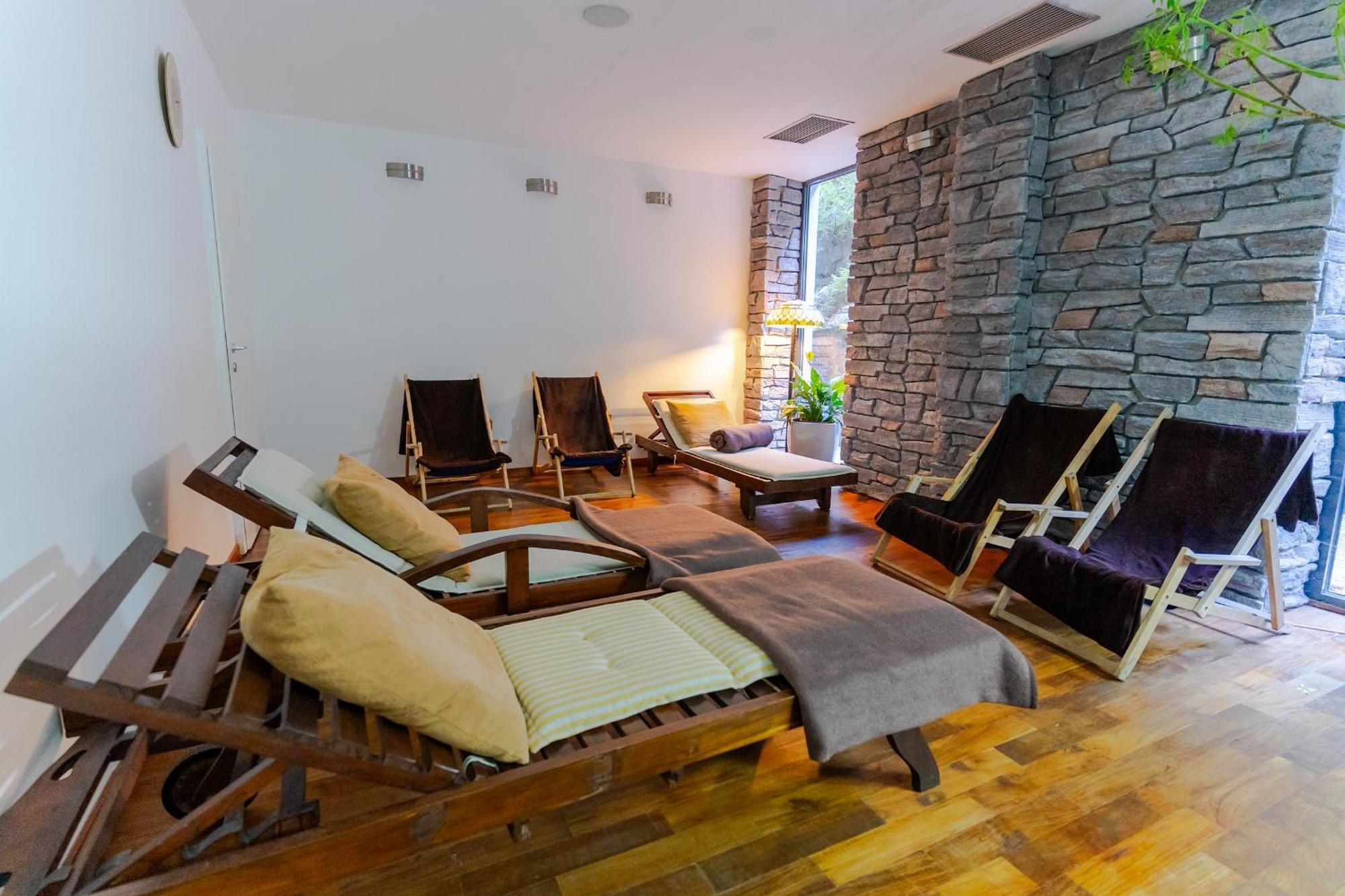 Hotel Ostredok Demanovska Dolina Εξωτερικό φωτογραφία