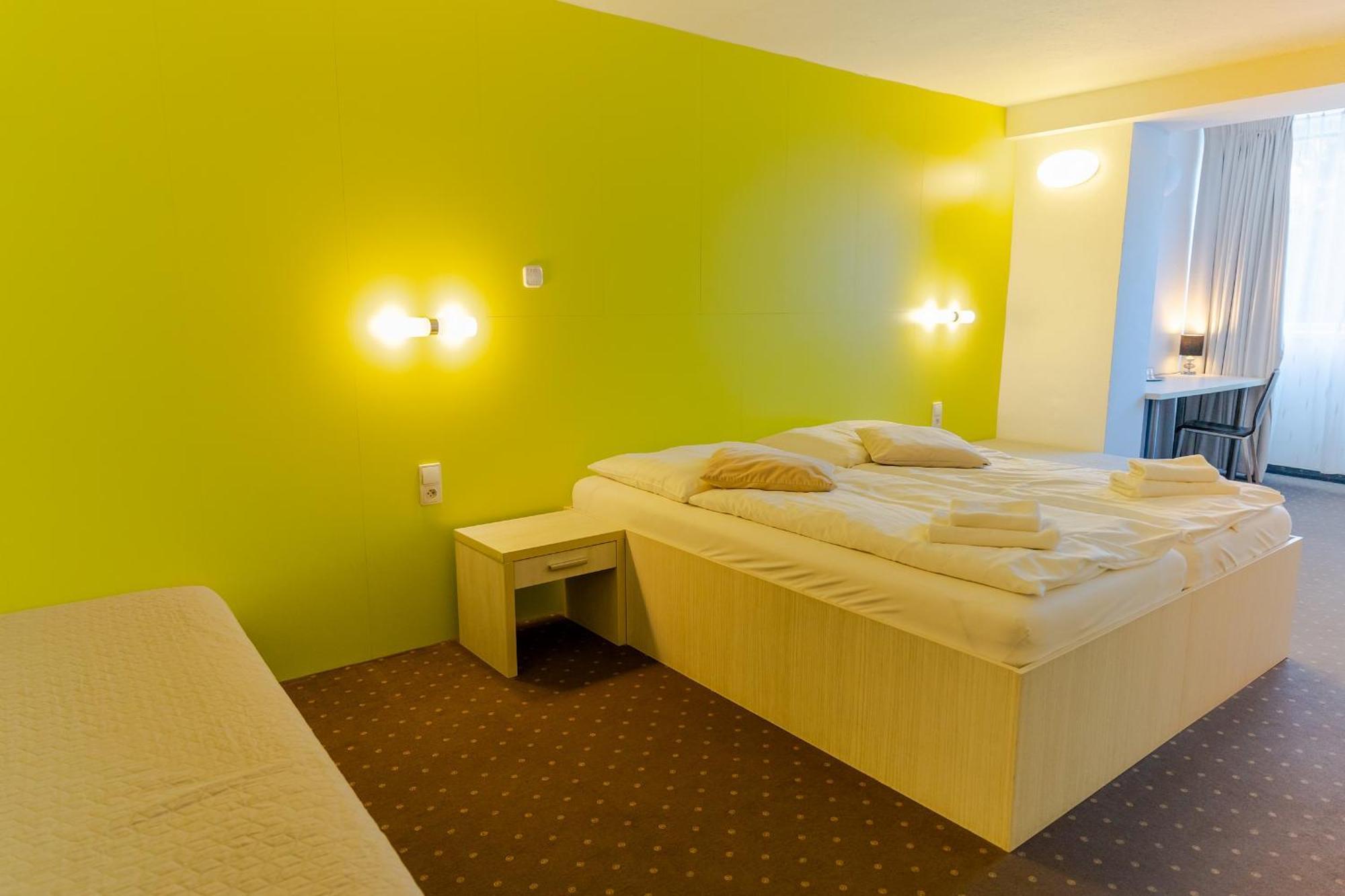 Hotel Ostredok Demanovska Dolina Εξωτερικό φωτογραφία